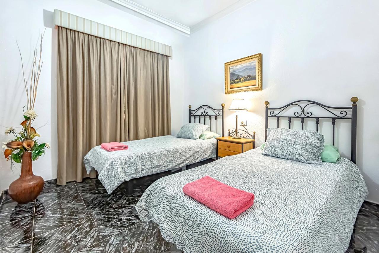 Villa Raquel With Private Pool And Sea View