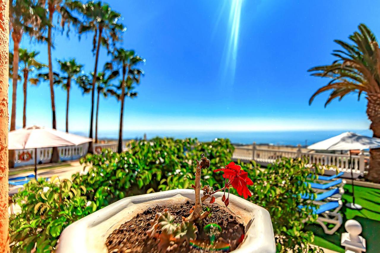 Raquel With Private Pool And Sea View Villa Los Menores