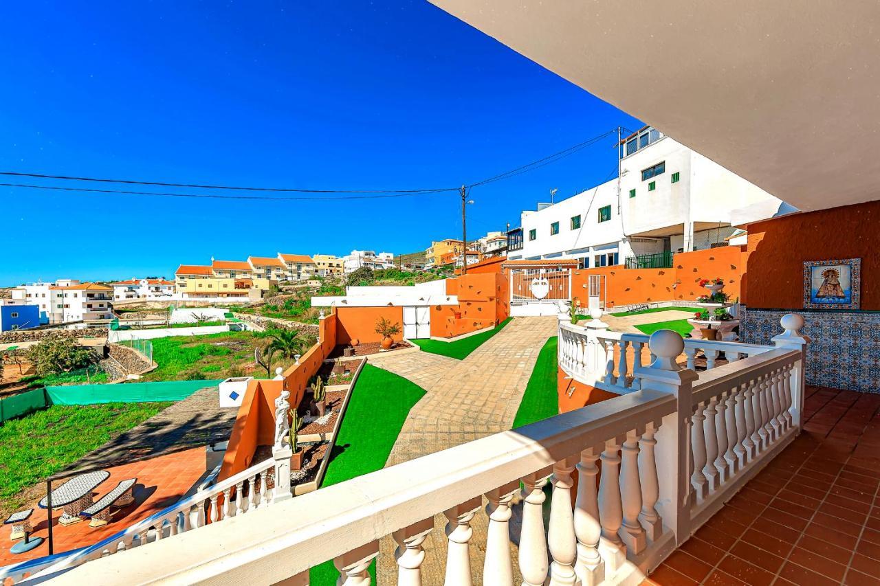 Raquel With Private Pool And Sea View Los Menores