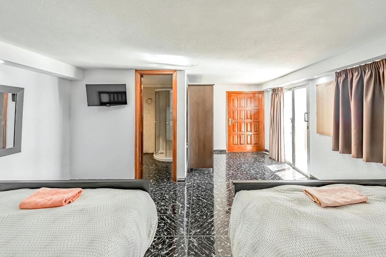 Raquel With Private Pool And Sea View Los Menores