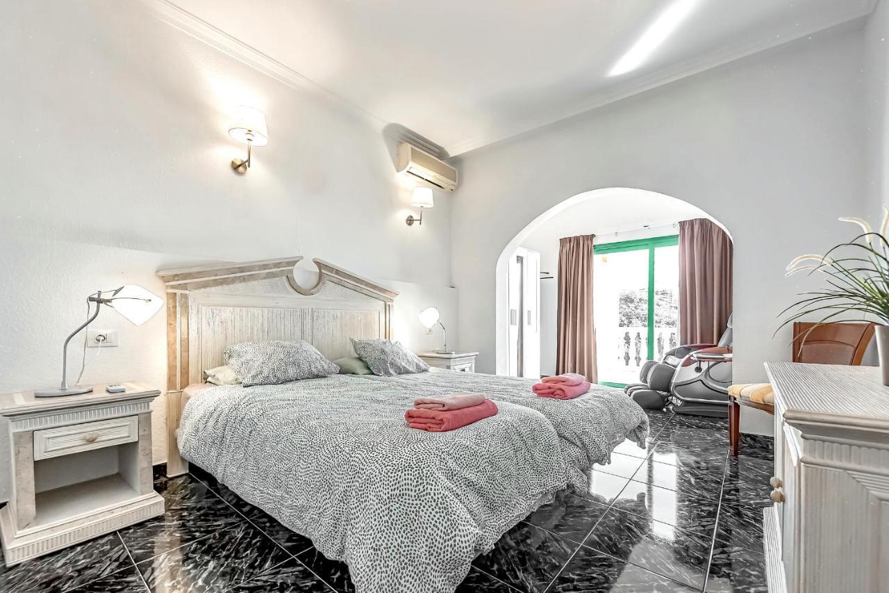Raquel With Private Pool And Sea View Villa Los Menores